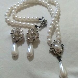 Pearls and diamond rhinestones earrings and necklace set
